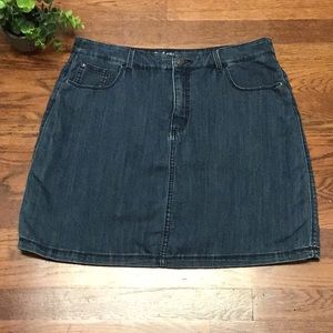 Croft & Barrow, size 12, denim skort